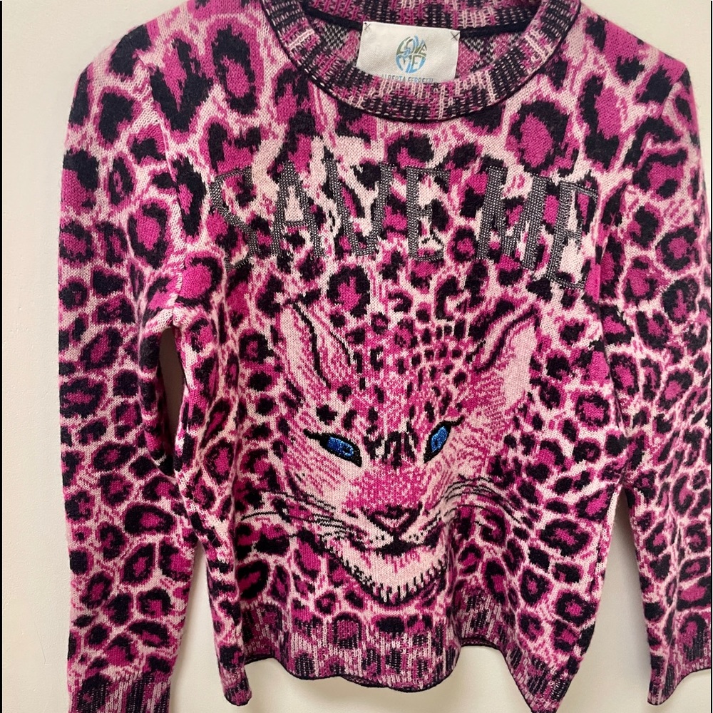 Fuchsia panther sweater